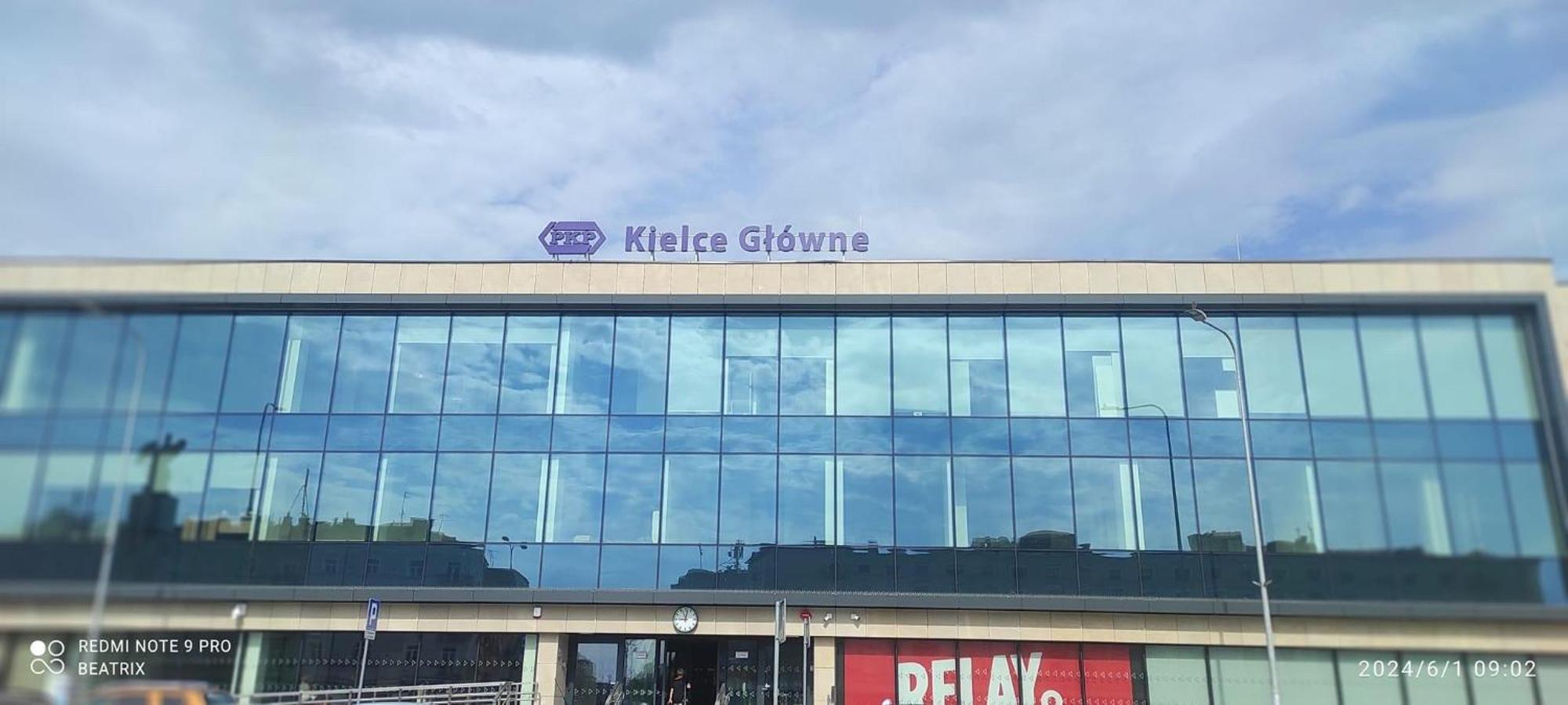 Delfin: With Underground Parking * Kielce