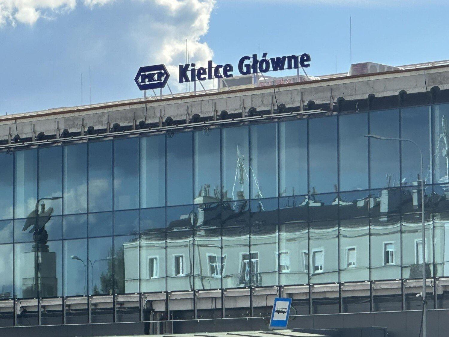 Delfin: With Underground Parking Kielce