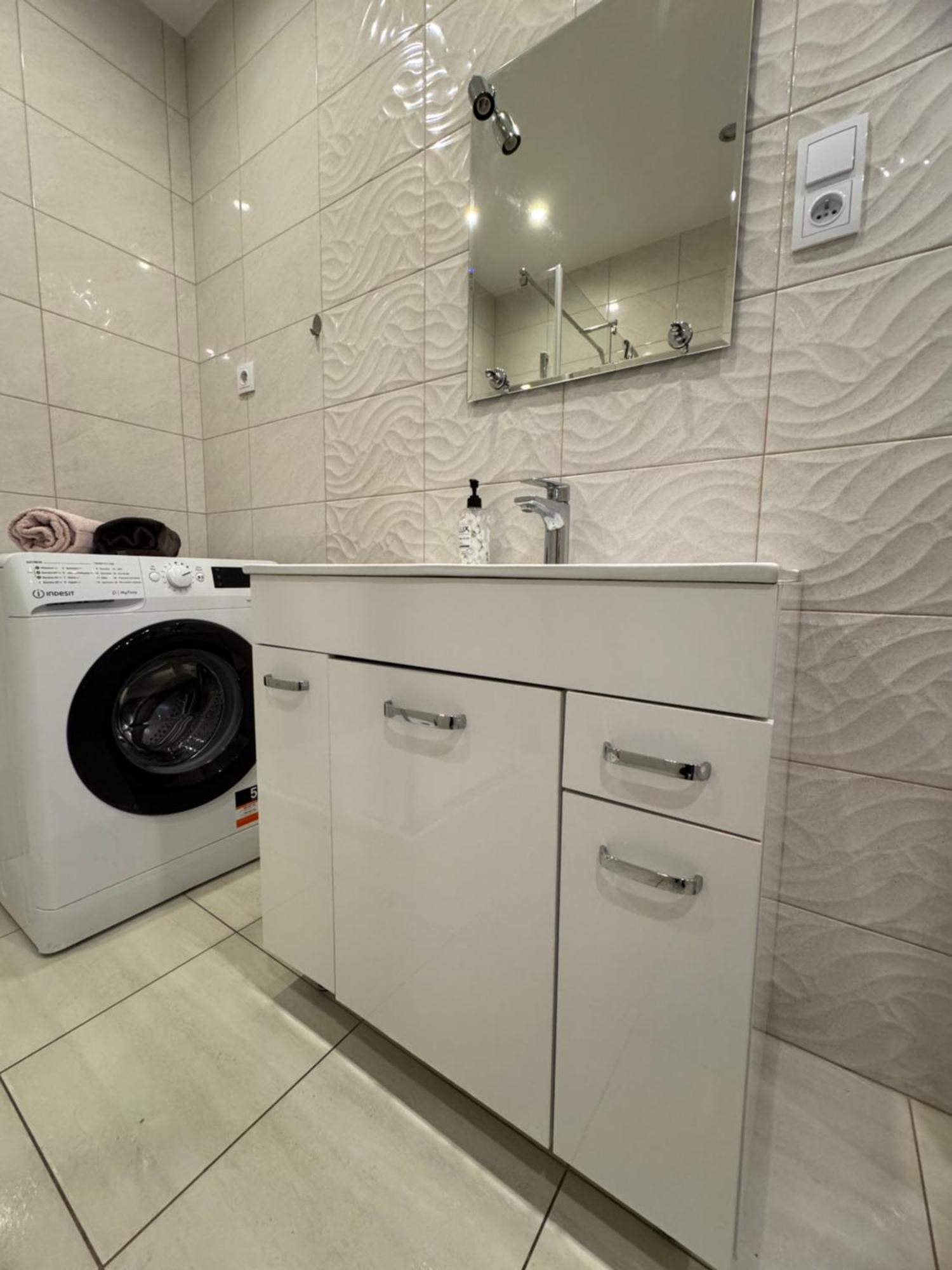 Delfin: With Underground Parking Apartment *